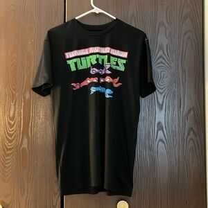 No Brand young men’s sleeved Teenage Mutant Ninja Turtles.Size XXL. Flaw see pic